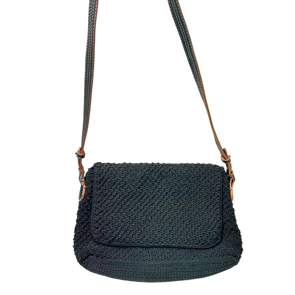 Liz Claiborne Crochet Hand Bag Womens OS Black Good Blue Lining Shoulder Bag